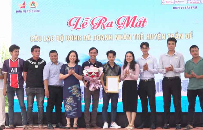 Huyện Trần Đề tổ chức Giải Bóng đá giao hữu Doanh nhân trẻ